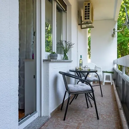 Apartment Ena Pula